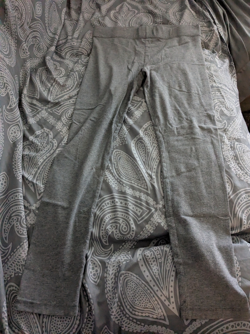 Forever 21 Gray Leggings Size Large